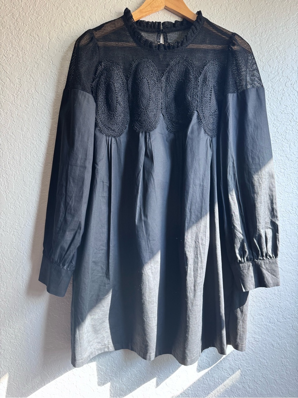 Black Lace Applique Mixed Media Top Mesh dress Large